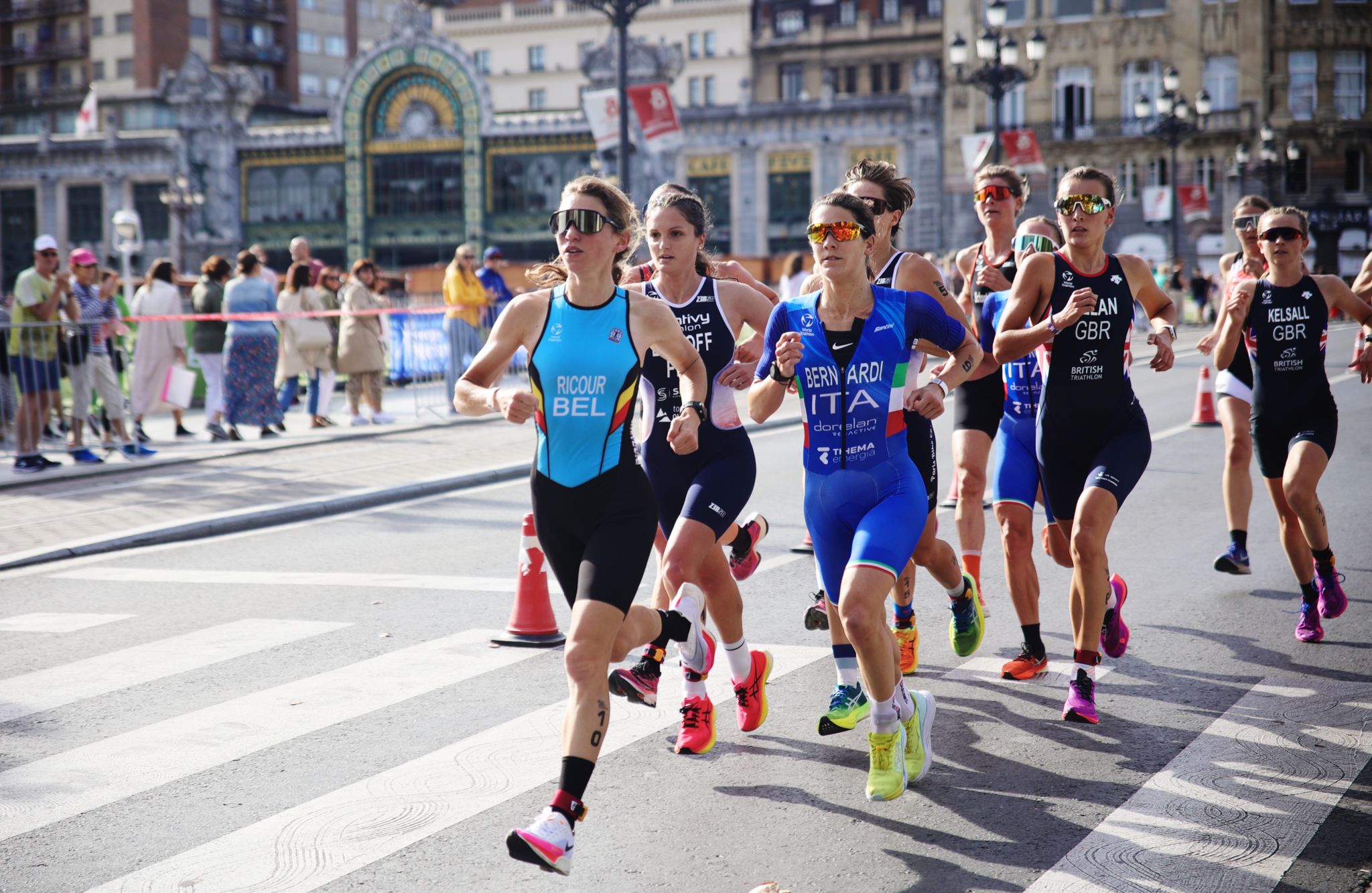 Fotos: Las mejores imágenes del Triatlón Multideporte de Bilbao