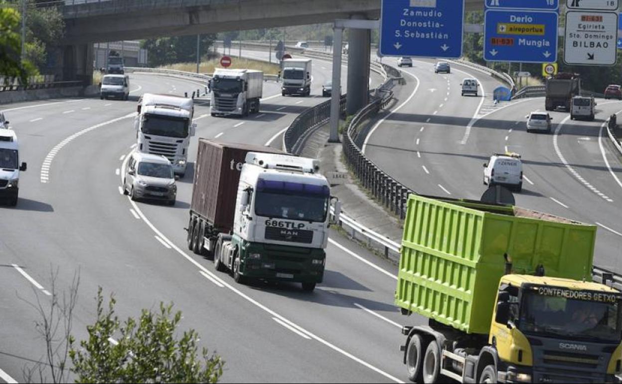 DGT | Las carreteras vizcaínas que serán de pago para camiones en 2023