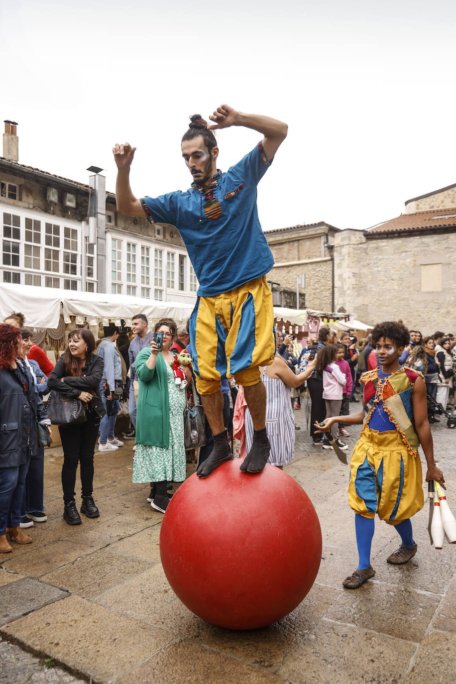 Fotos: La Edad Medieval envuelve Vitoria de nuevo