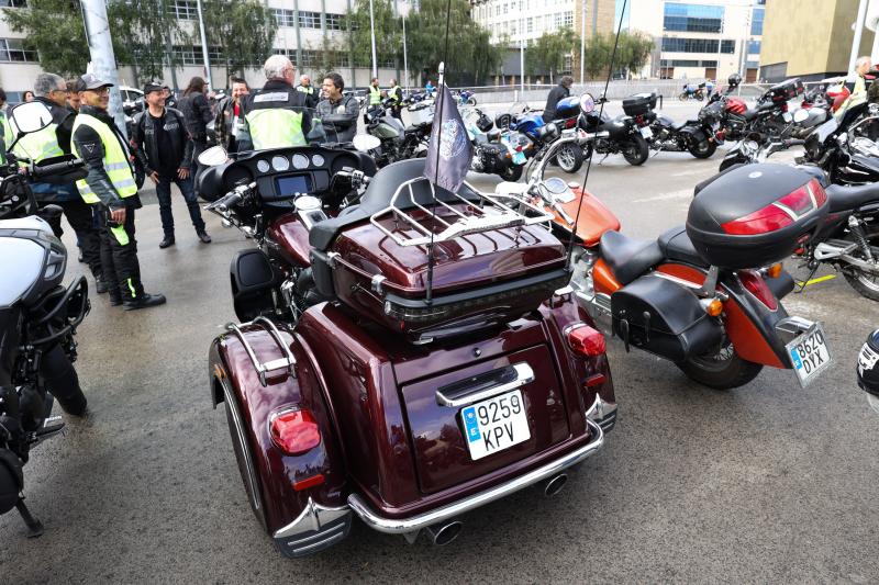 Fotos: Más de 300 motoristas toman Bilbao para pedir carreteras más seguras