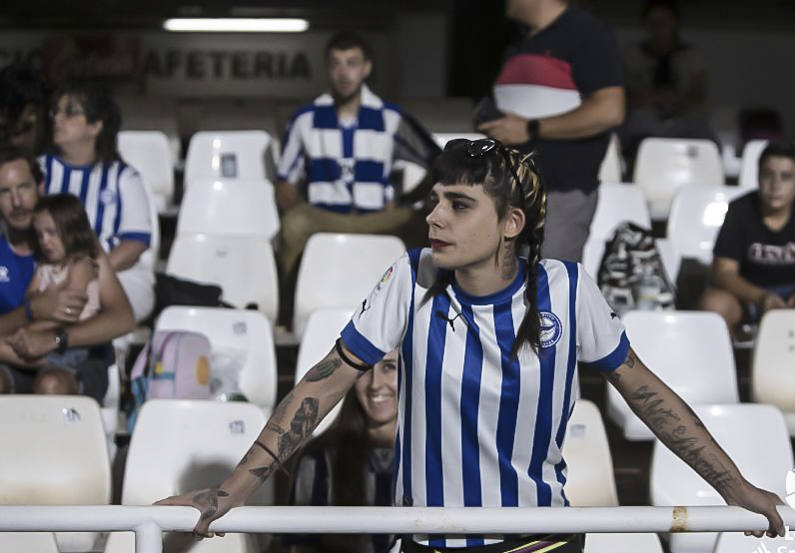 Fotos: Las mejores imágenes del Cartagena - Alavés