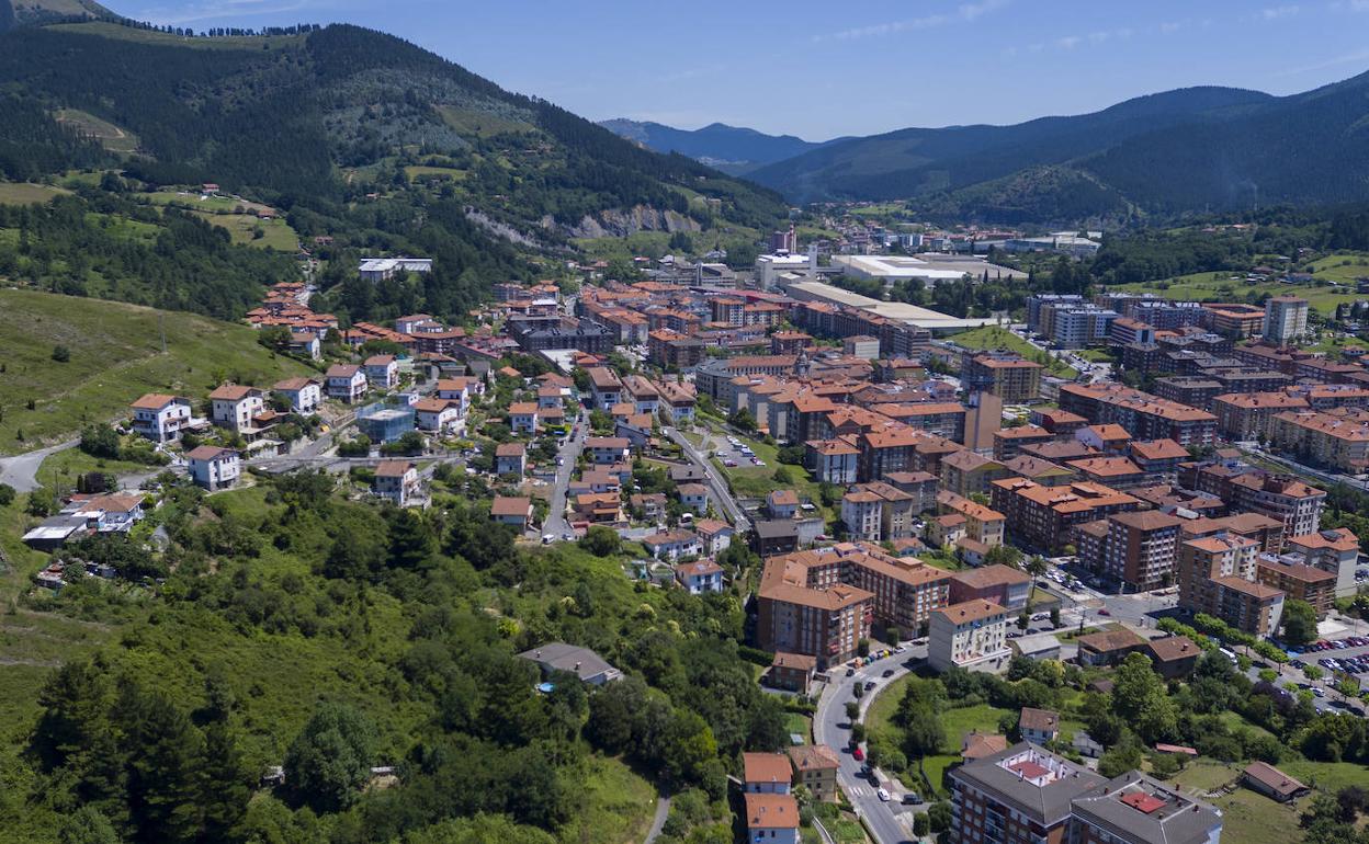 Llodio rebajará el IBI este año y lo mantendrá igual el próximo. 