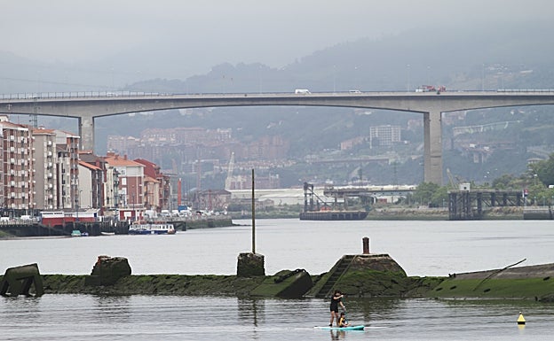Un tren lanzadera bajo la ría unirá Getxo y Sestao en 4 minutos