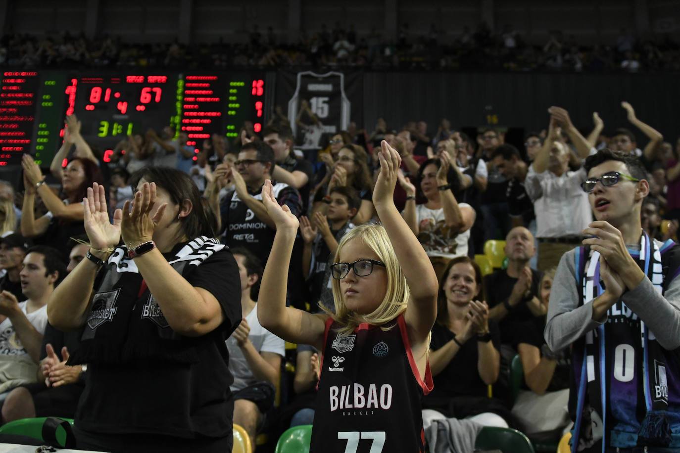 Fotos: Arrollador Bilbao Basket: el Surne gana al Betis (85-70) en Miribilla