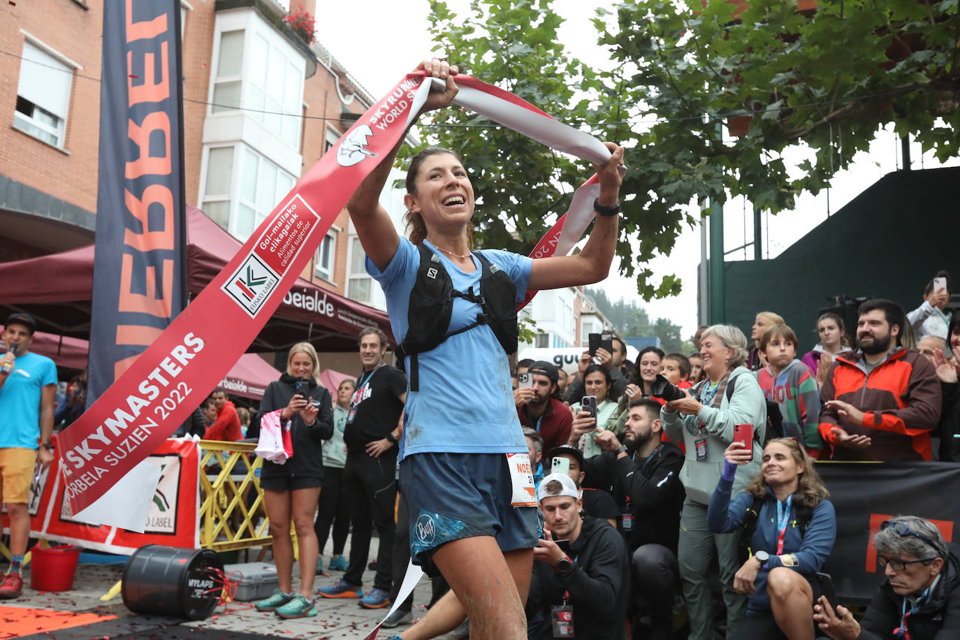 Fotos: Nico Molina se consagra en Zeanuri al ganar la Gorbeia Suzien