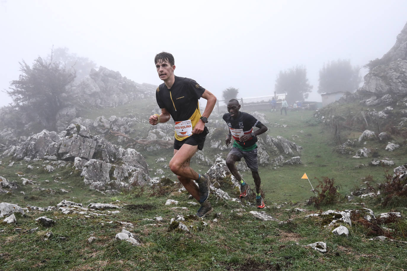 Fotos: Nico Molina se consagra en Zeanuri al ganar la Gorbeia Suzien
