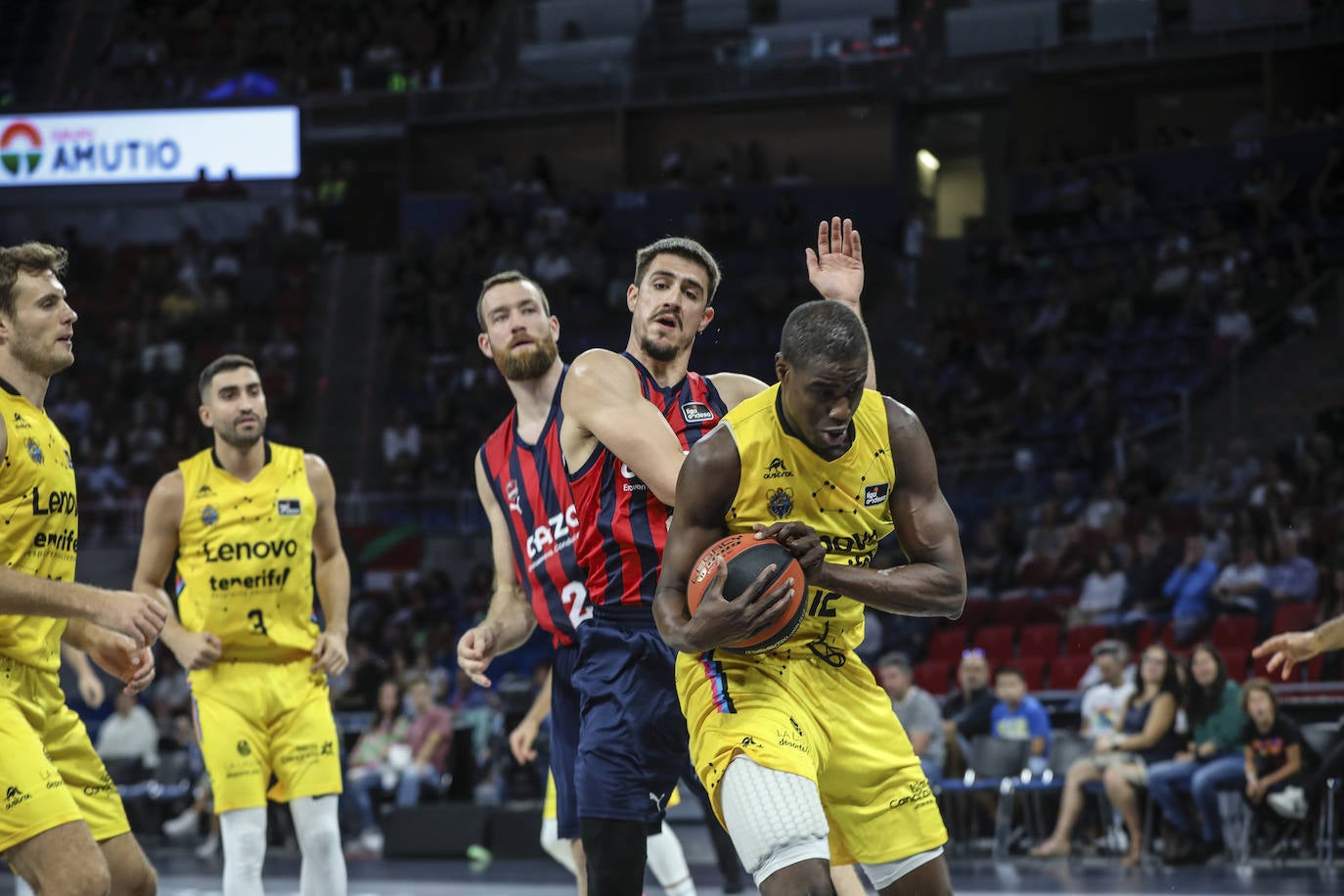 Fotos: Las mejores imágenes del Baskonia - Tenerife