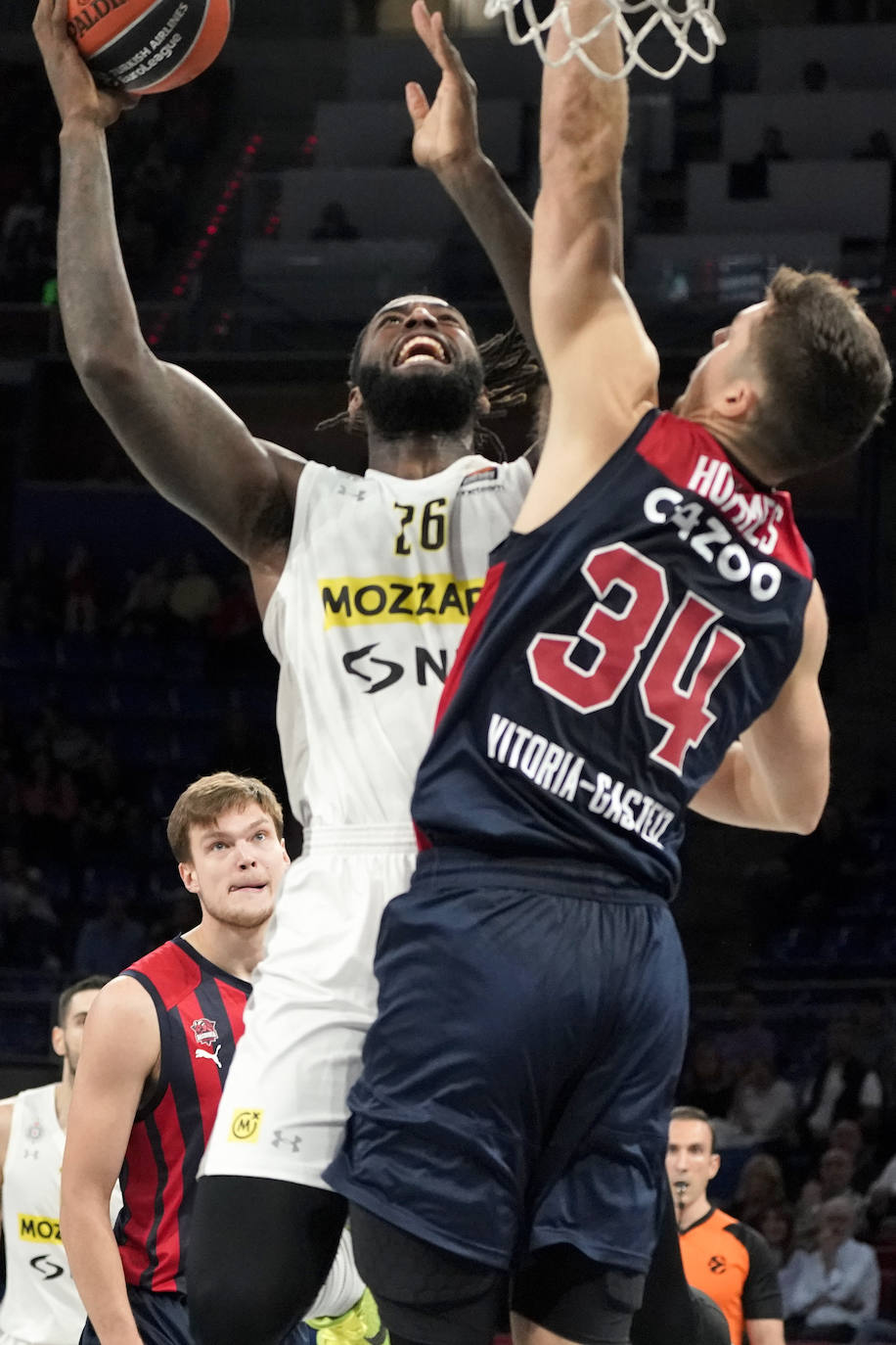 Fotos: Las fotos del Baskonia - Partizan