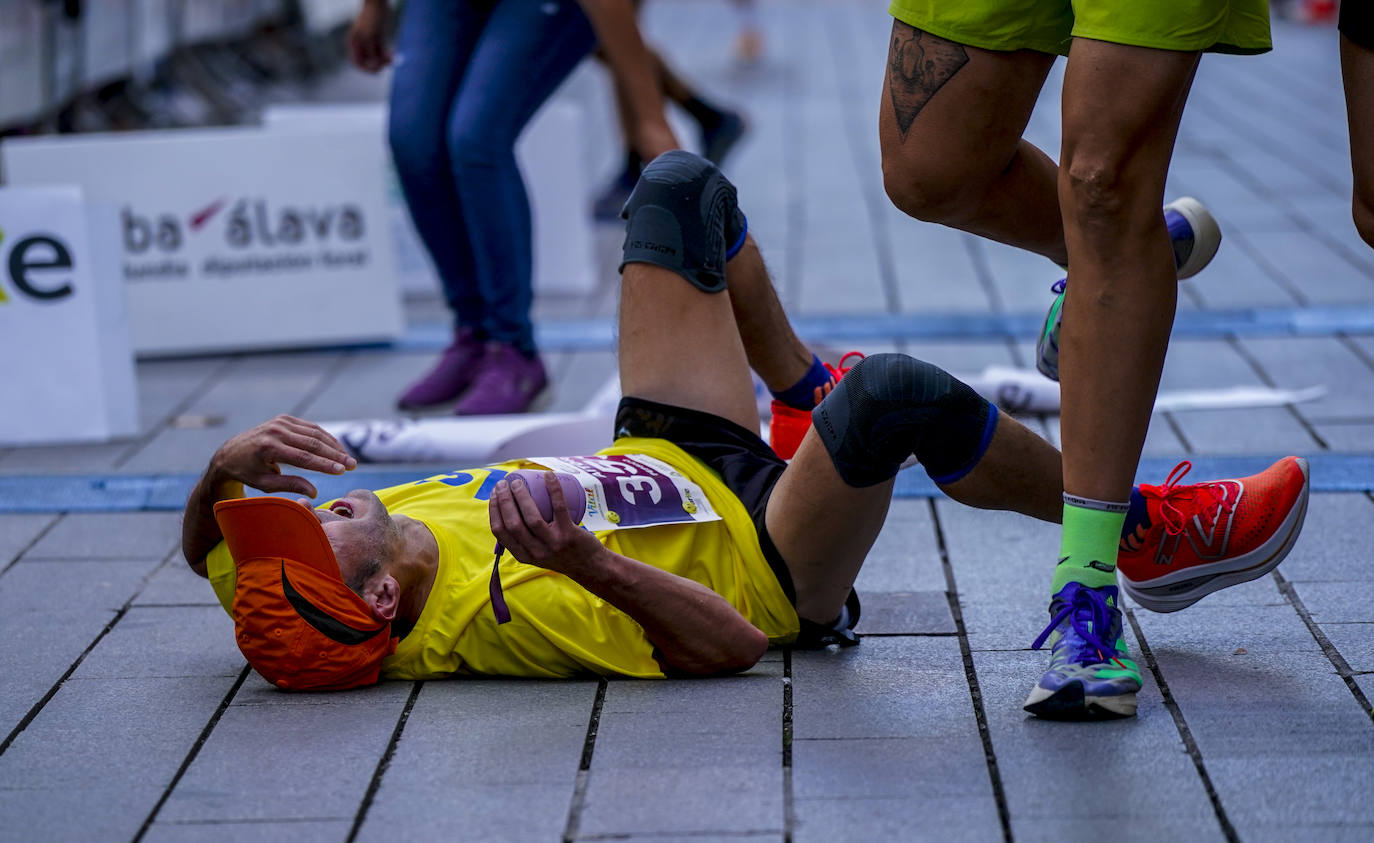 Fotos: La Carrera de Empresas llena de atletismo la &#039;almendra&#039;