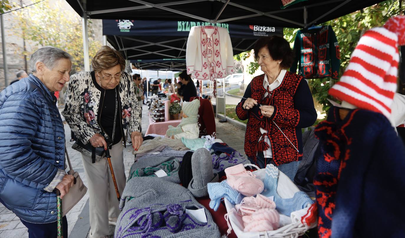 Fotos: La feria de Arcentales del Día de la Mujer Rural, en imágenes