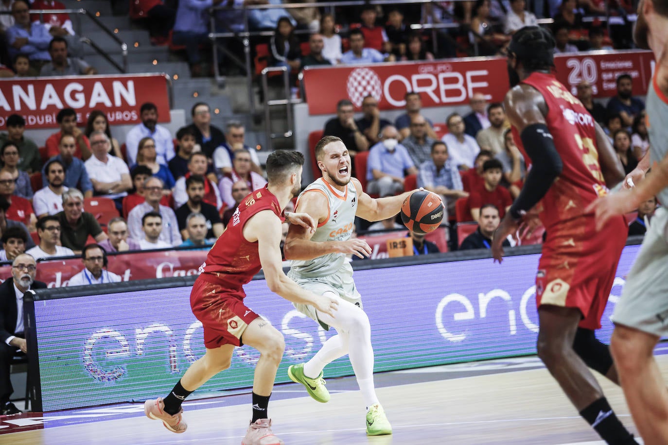Fotos: Las mejores imágenes del Zaragoza-Baskonia
