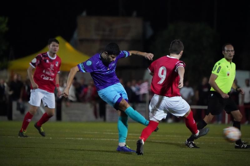 Fotos: El Dinamo se juga el pase a la siguiente ronda de la Copa contra el Autol