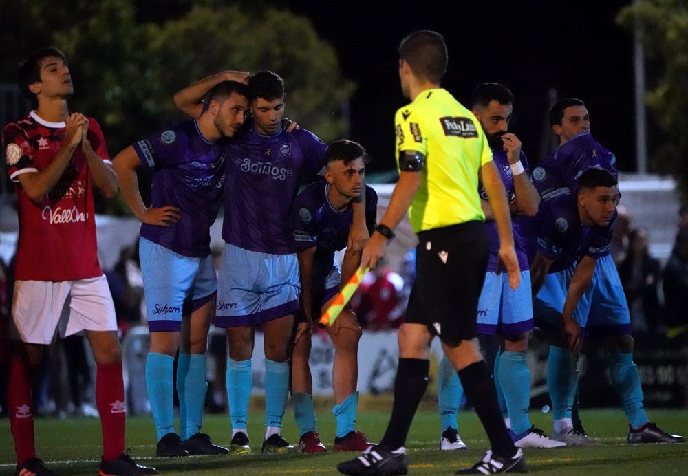 Fotos: El Dinamo se juga el pase a la siguiente ronda de la Copa contra el Autol