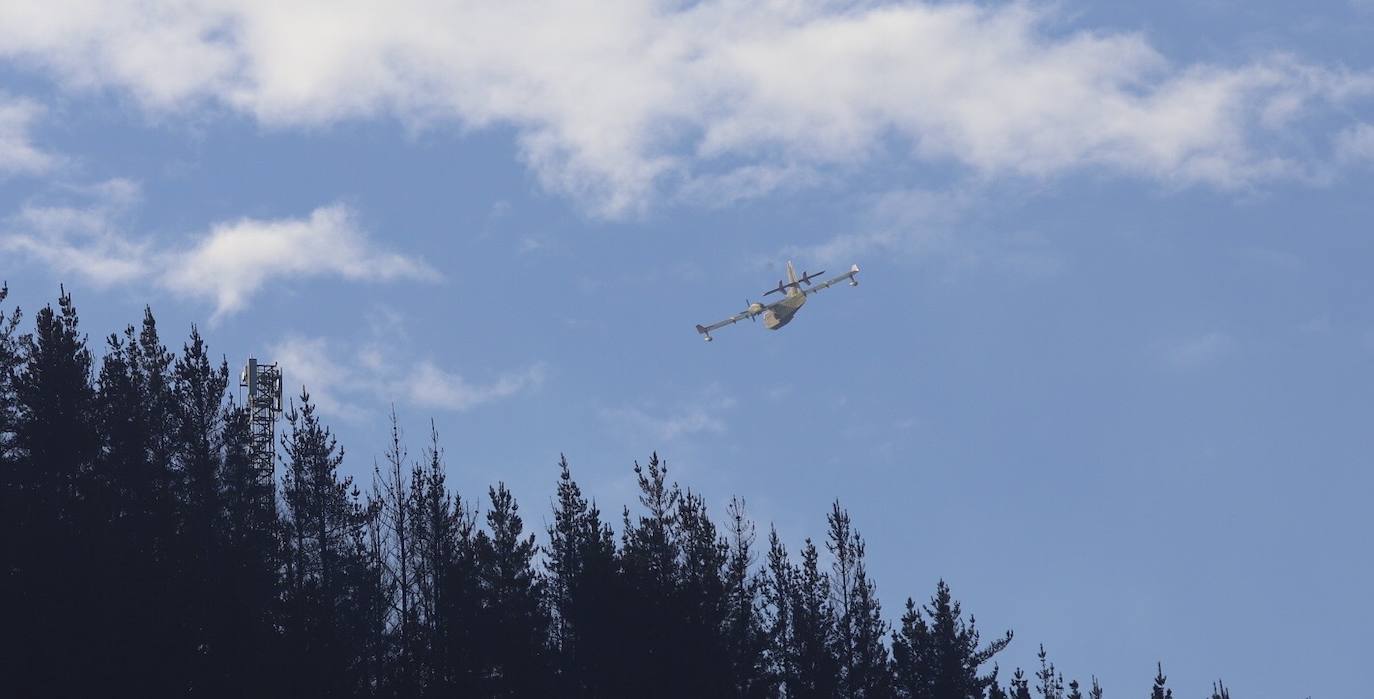 Fotos: El viento arruina las pucheras de Balmaseda