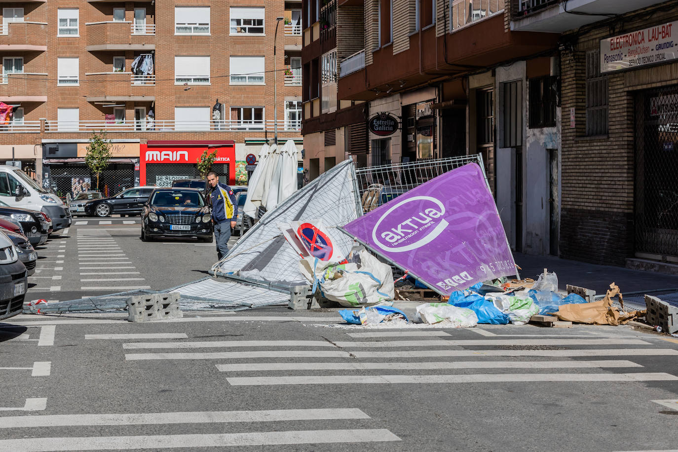 Fotos: Fuertes rachas de viento azotan Vitoria