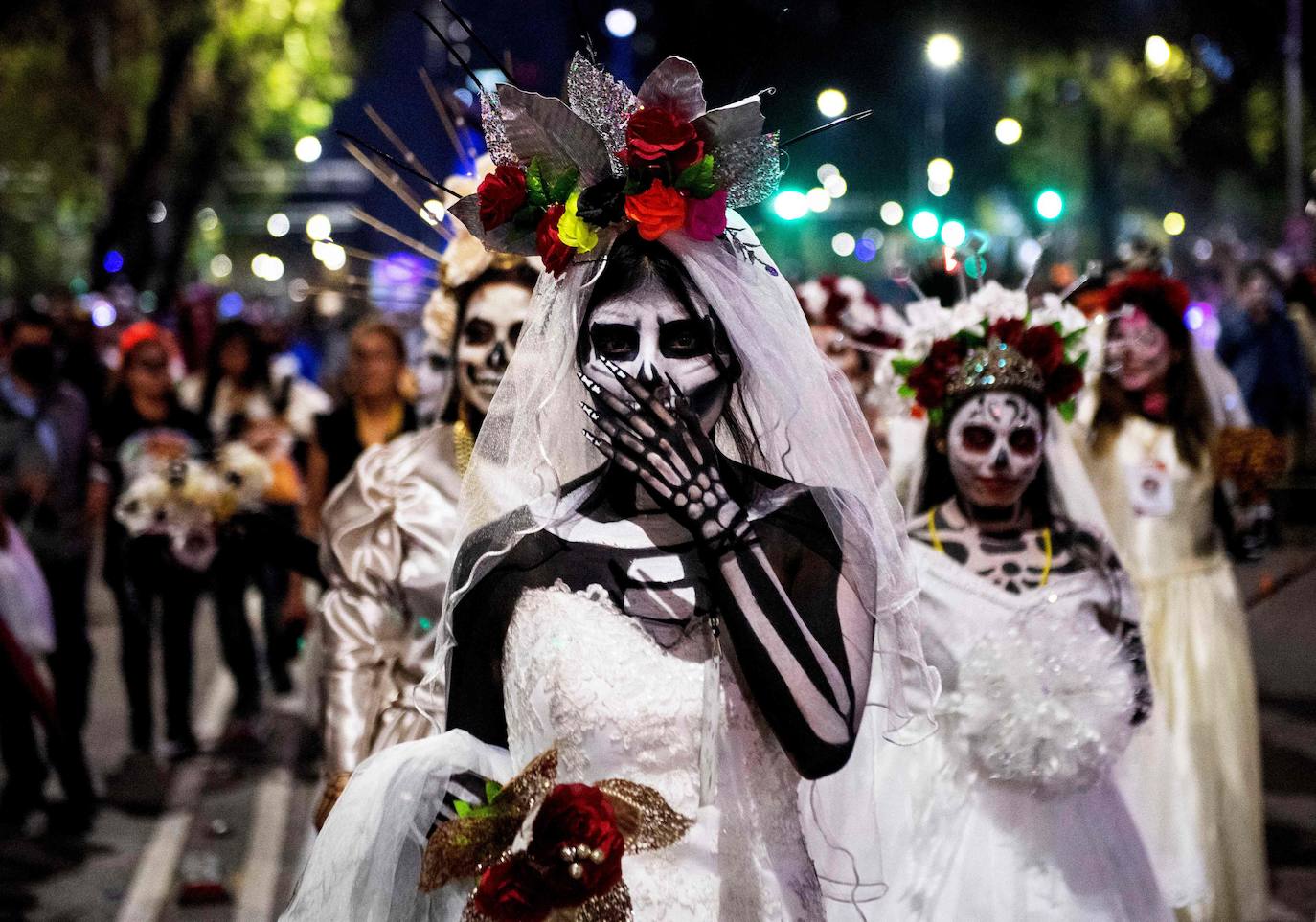Fotos: Las catrinas toman la Ciudad de México como preámbulo al Día de Muertos