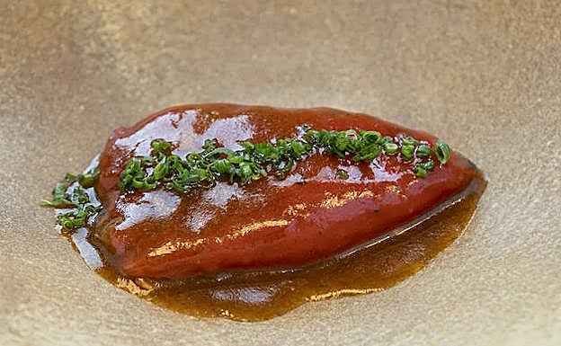 Pimiento relleno de paloma torcaz en Lera.