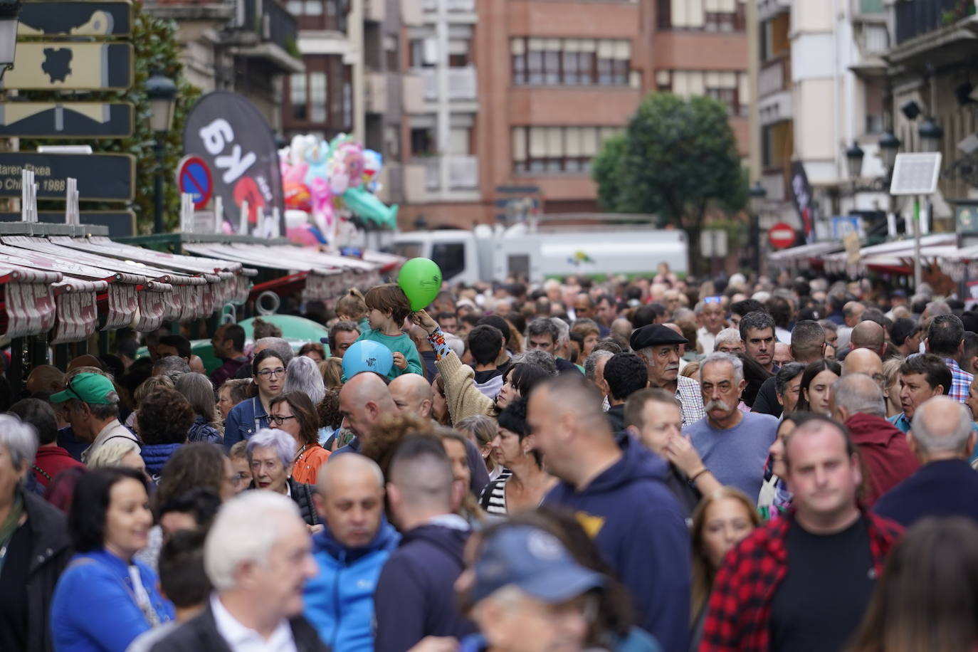 Fotos: Las imágenes del Último Lunes de Gernika
