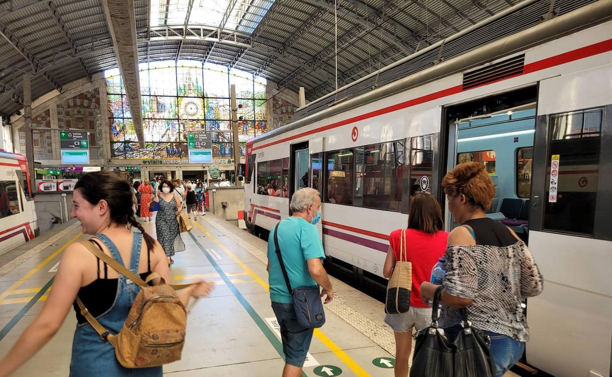 El traspaso de Cercanías entra la recta final con una reunión el próximo martes