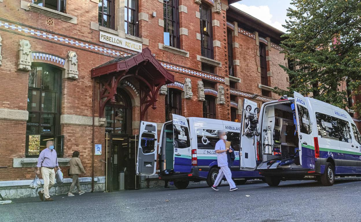 Osakidetza reconoce ahora que sí ha suspendido operaciones en Basurto