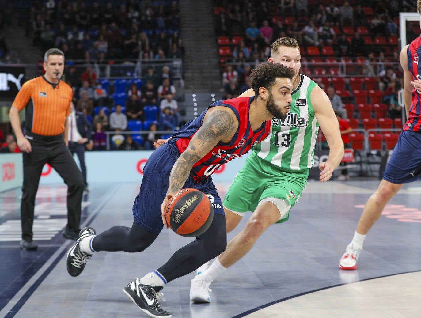 Fotos: Las mejores imágenes del Baskonia-Betis
