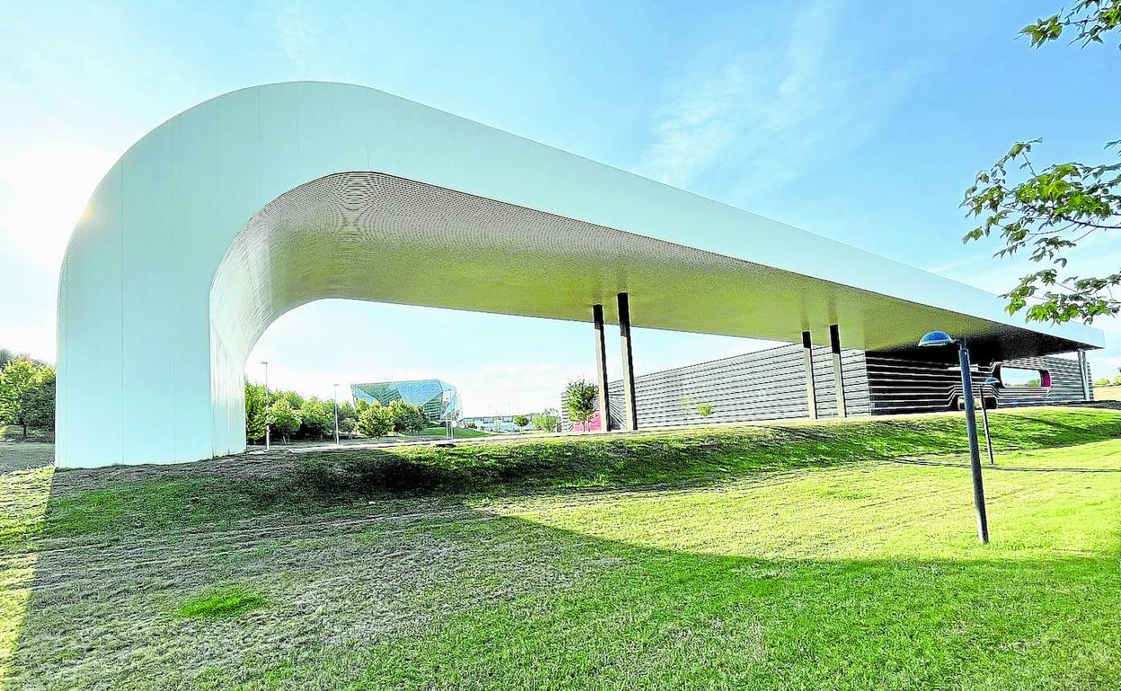 Instalaciones del túnel del viento en el Parque Tecnológico de Miñano.