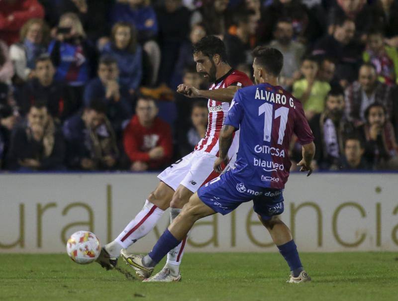 Fotos: Las imágenes del Alzira-Athletic