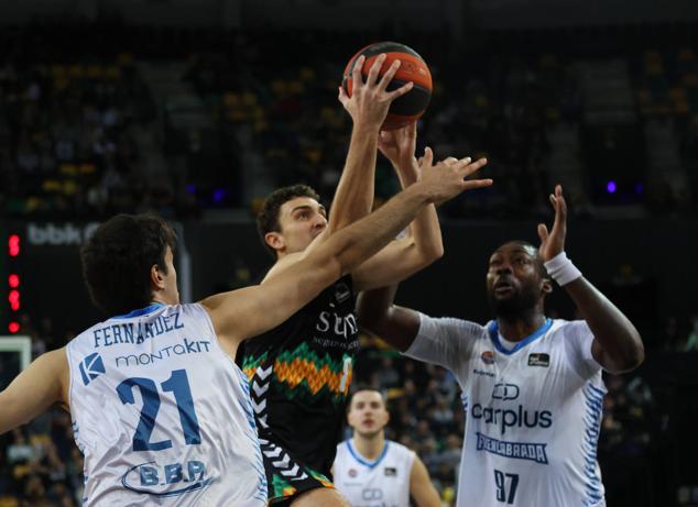 Fotos: Las mejores imágenes del Bilbao Basket frente al Fuenlabrada