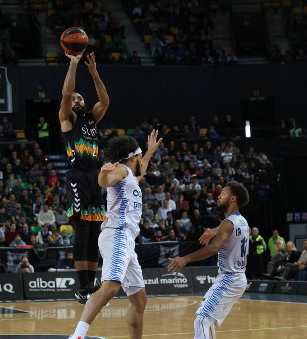 Fotos: Las mejores imágenes del Bilbao Basket frente al Fuenlabrada