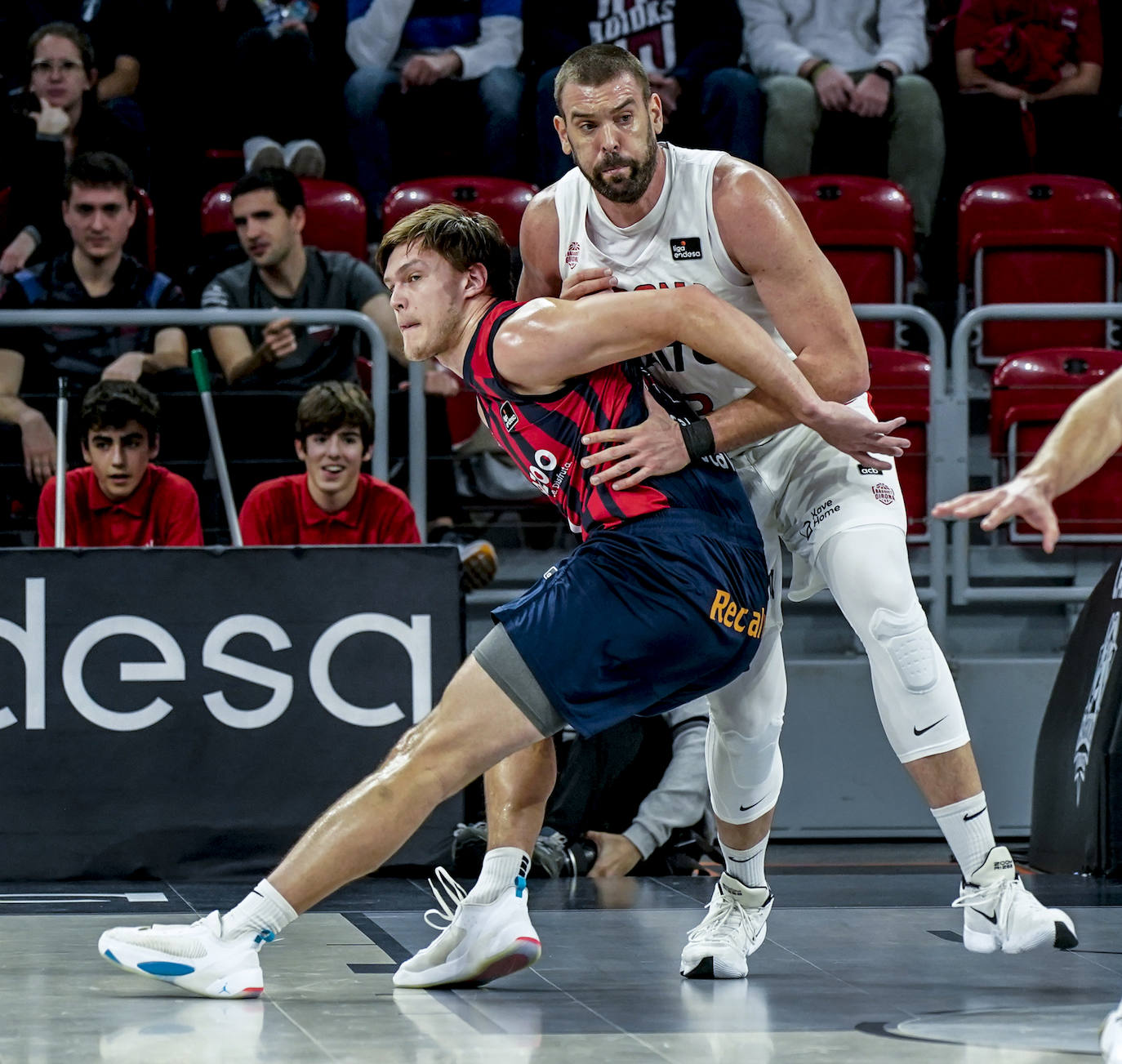 Fotos: Las mejores imágenes del Baskonia-Girona