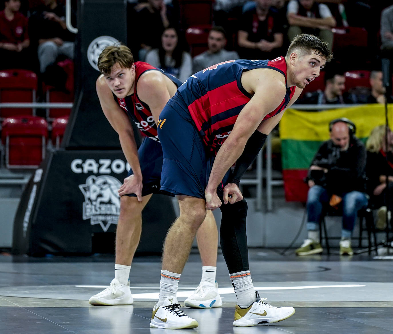 Fotos: Las mejores imágenes del Baskonia-Girona