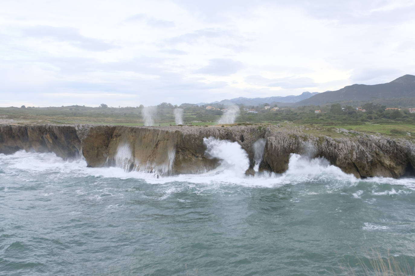 Fotos: Los bufones de Llanes, únicos en Europa