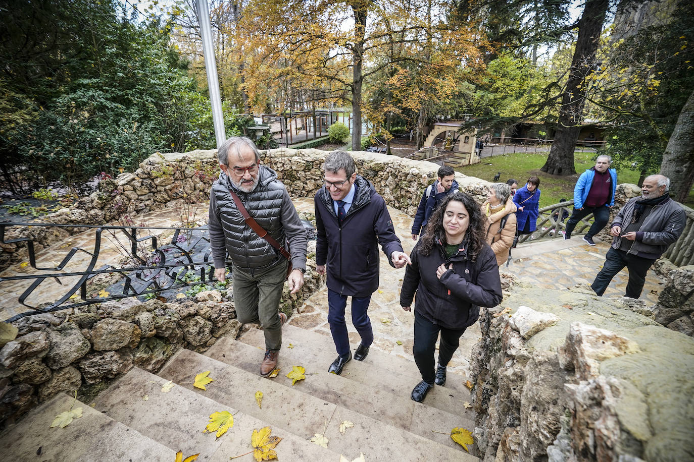 Fotos: Así ha quedado la renovada gruta del Belén de La Florida en Vitoria
