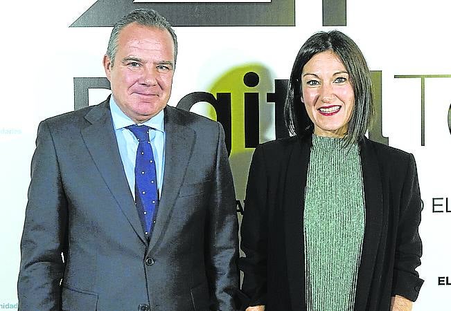 Aitor Cobanera y Oihane Agirregoitia. 