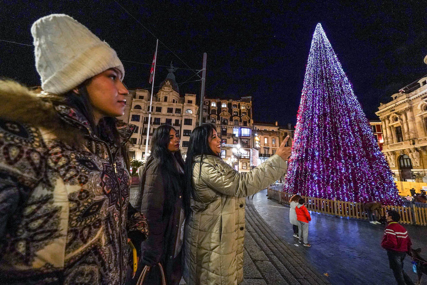 Fotos: Bilbao enciende sus luces de Navidad