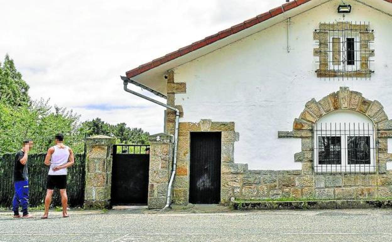 Menores en un centro tutelado de Bizkaia. 