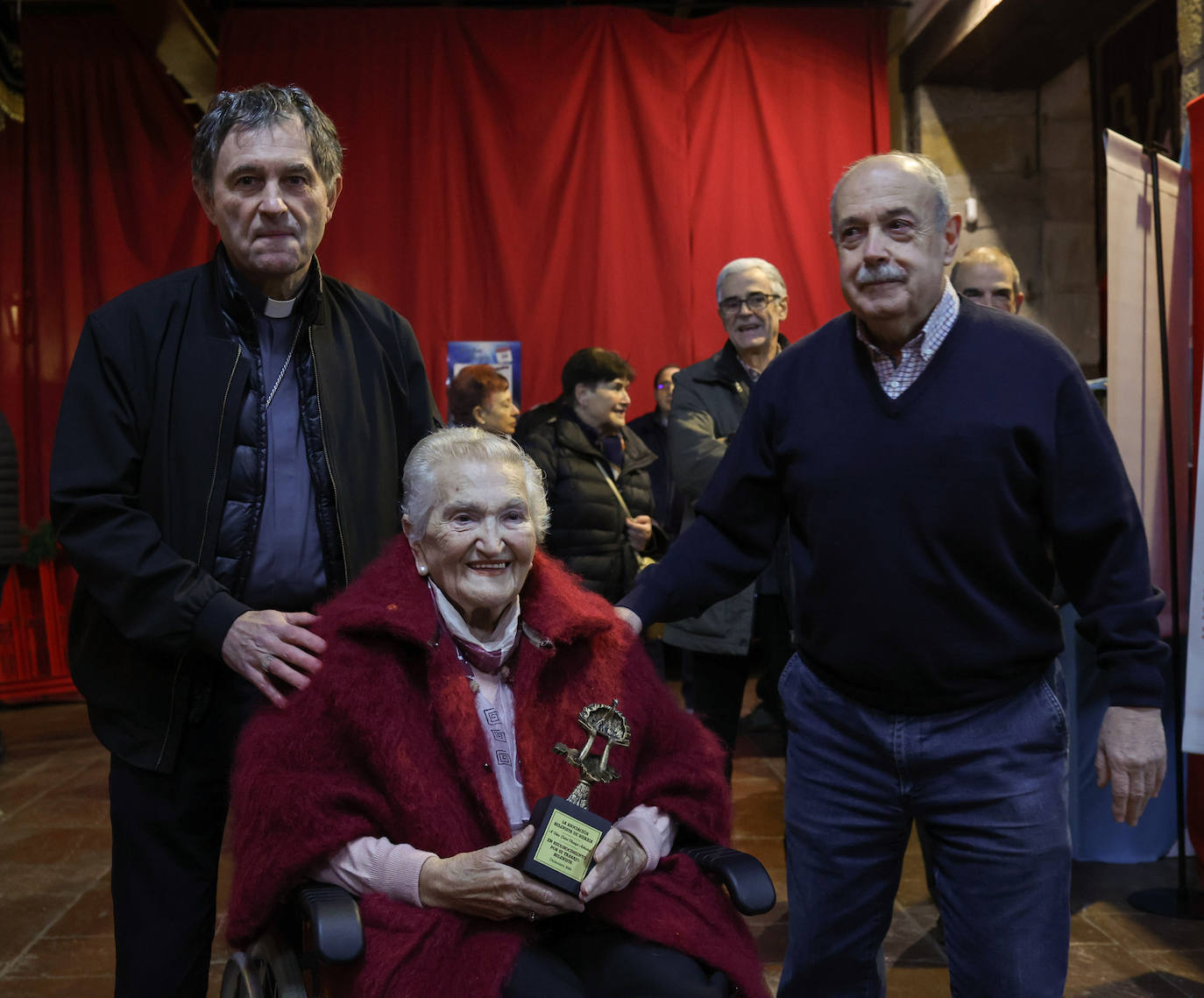 Petri Oleaga, de 92 años, ha confeccionado a ganchillo un belén con la técnica del 'amigurumi'. 