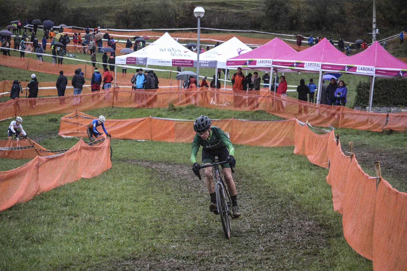 Fotos: Sánchez y Odriozola dominan en Amézaga