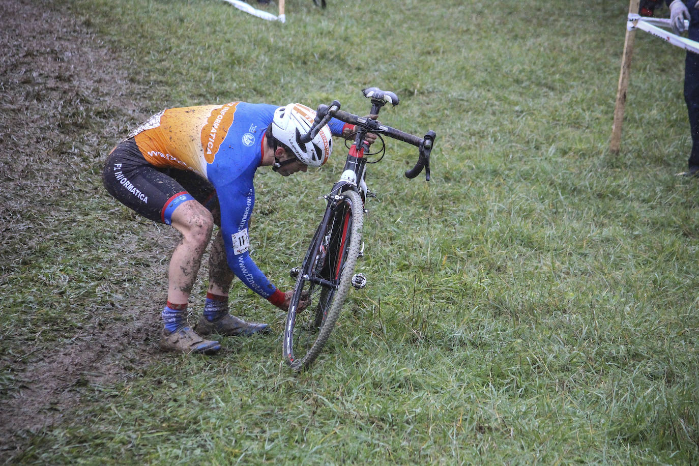 Fotos: Sánchez y Odriozola dominan en Amézaga