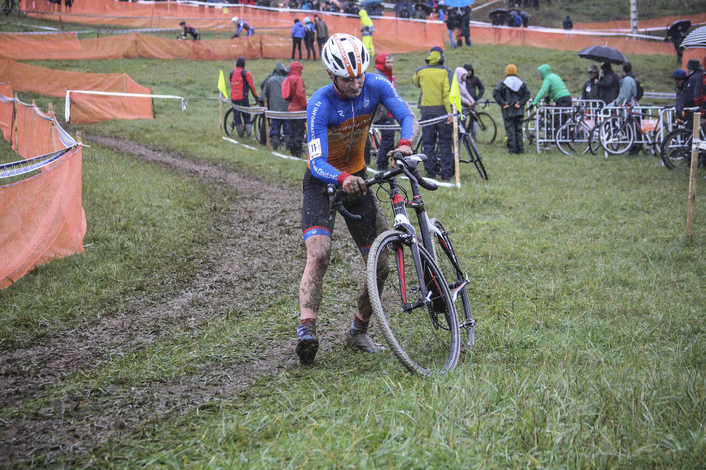 Fotos: Sánchez y Odriozola dominan en Amézaga