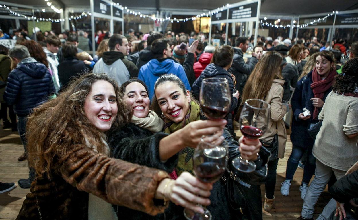 Brindis en una anterior edición de la cita.