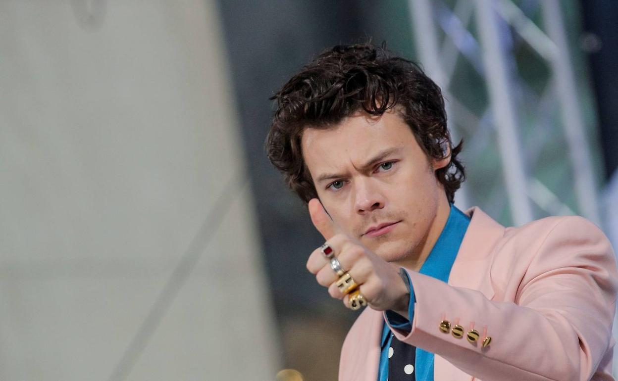 Harry Styles y su equipo, atracados a punta de pistola en Brasil