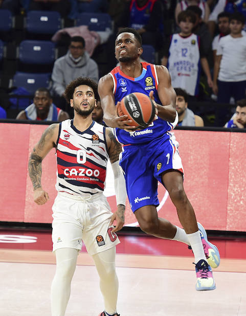 Fotos: Las fotos del Anadolu Efes - Baskonia