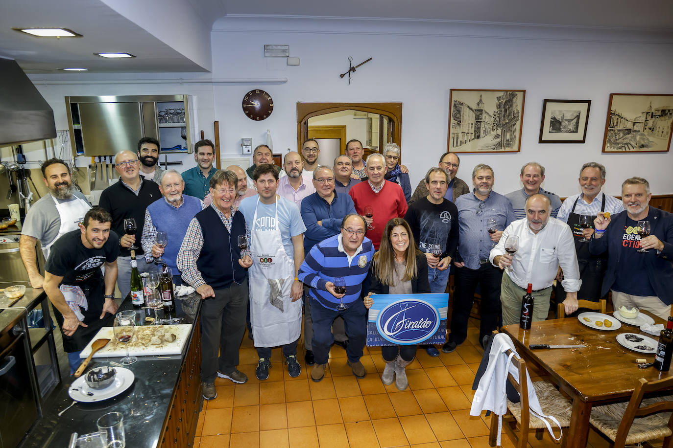 Fotos: Así fue la cena en la sociedad gastronómica La Concordia-Lagunartea