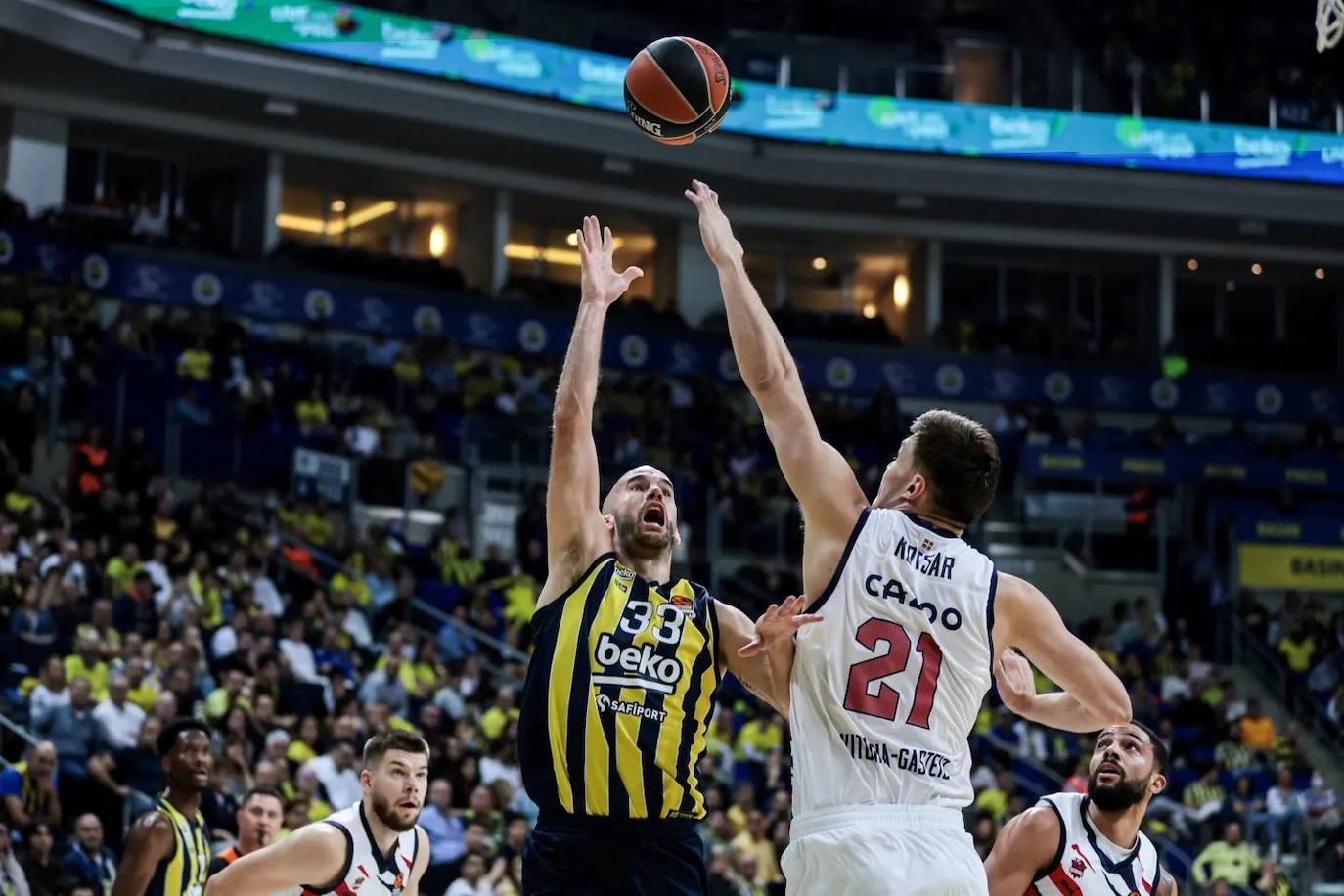 Fotos: Las fotos del Fenerbahce - Baskonia