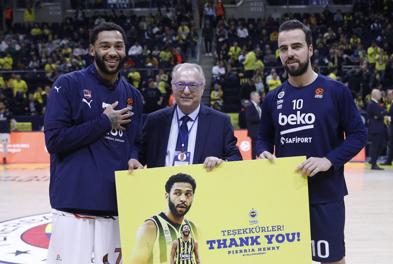Fotos: Las fotos del Fenerbahce - Baskonia