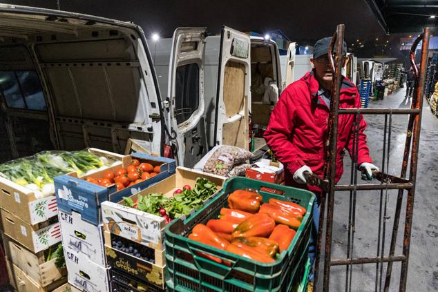 Compras de Navidad. MercaBilbao. Basauri. Bizkaia. 