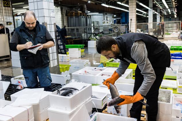 Compras de Navidad. MercaBilbao. Basauri. Bizkaia. 