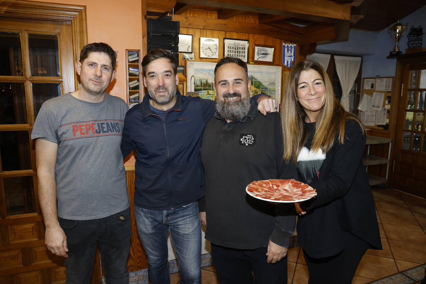 Fotos: Así fue la cena en la sociedad gastronómica Kakiturri