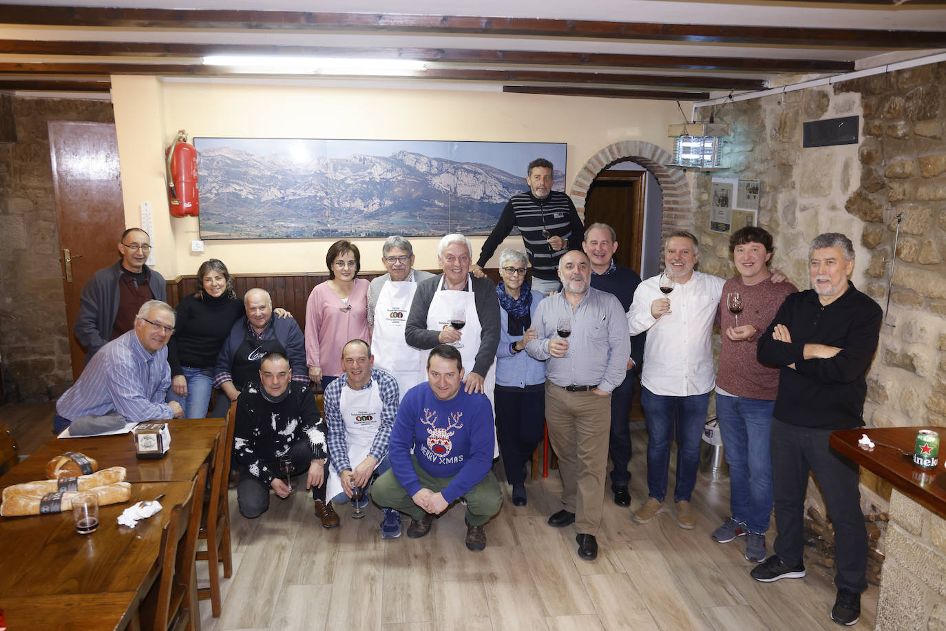 Fotos: Así fue la cena en la Sociedad Gastronómica Artesilla